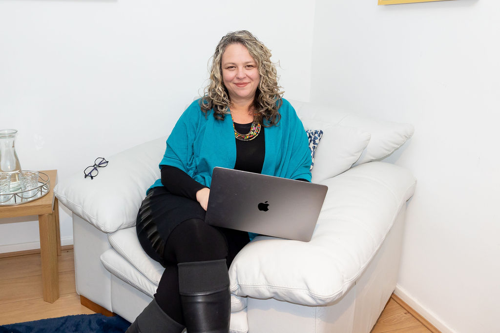 Dr Amy Davidow - Clinical Supervision